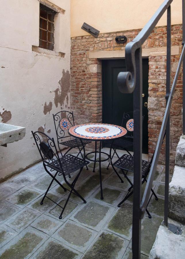 Corte Del Tintor Apartments Венеция Экстерьер фото