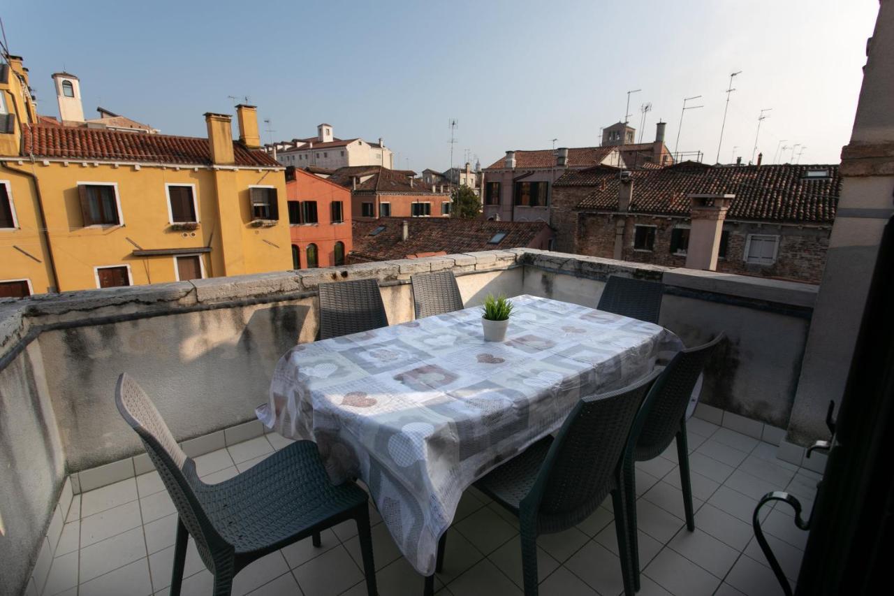 Corte Del Tintor Apartments Венеция Экстерьер фото